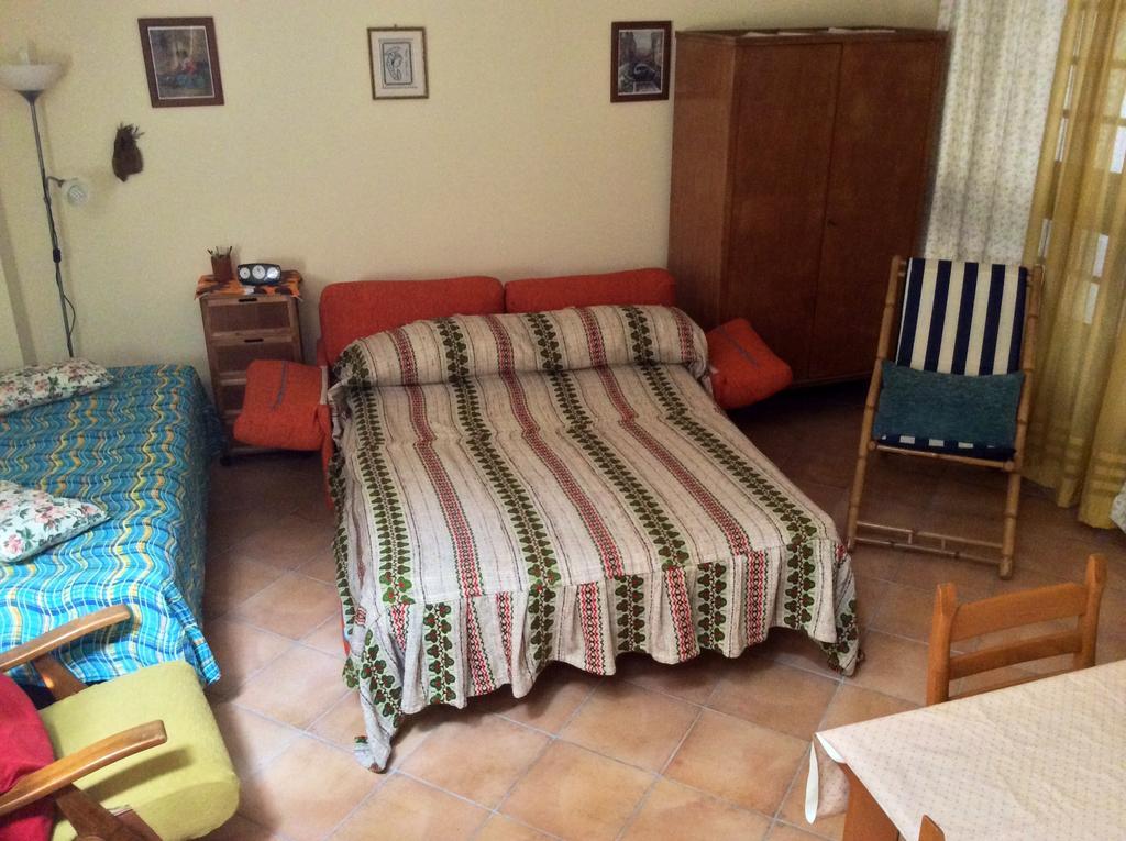 Cozy Apartment By The Sea Acireale Buitenkant foto